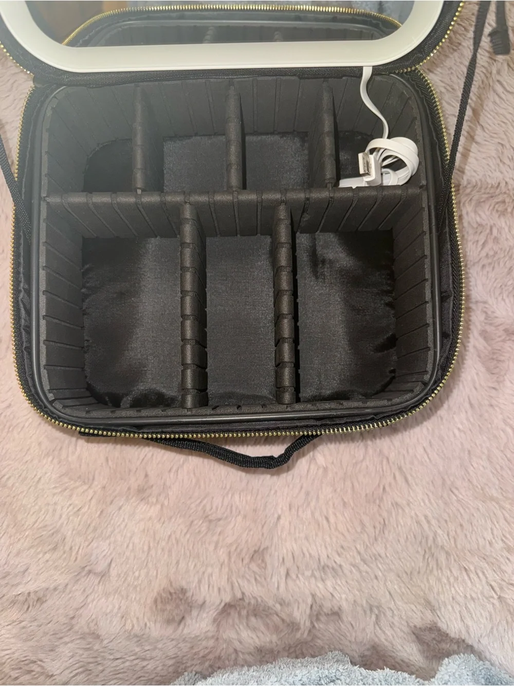 Travel Makeup Toiletry Case with Lighted Mirror and Jewelry Case